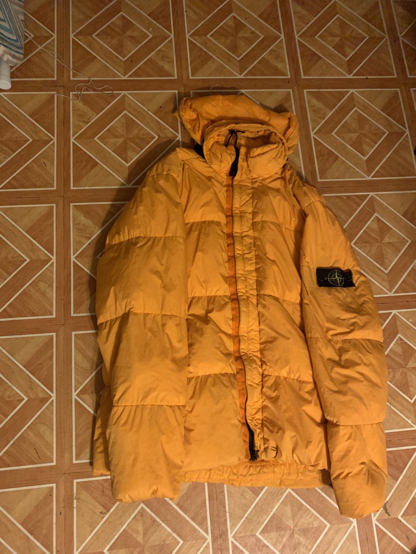 Size XXL( fits like XL)Stone island Crinkle reps dyed down jacket orange. packable hood