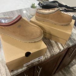 Ugg Slippers 