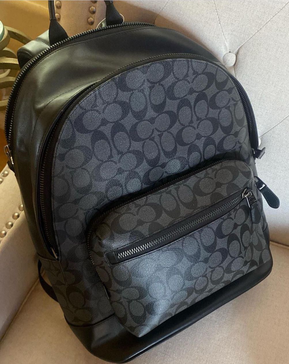 Brand New โ
Coach -West Backpack Signature Canvas
