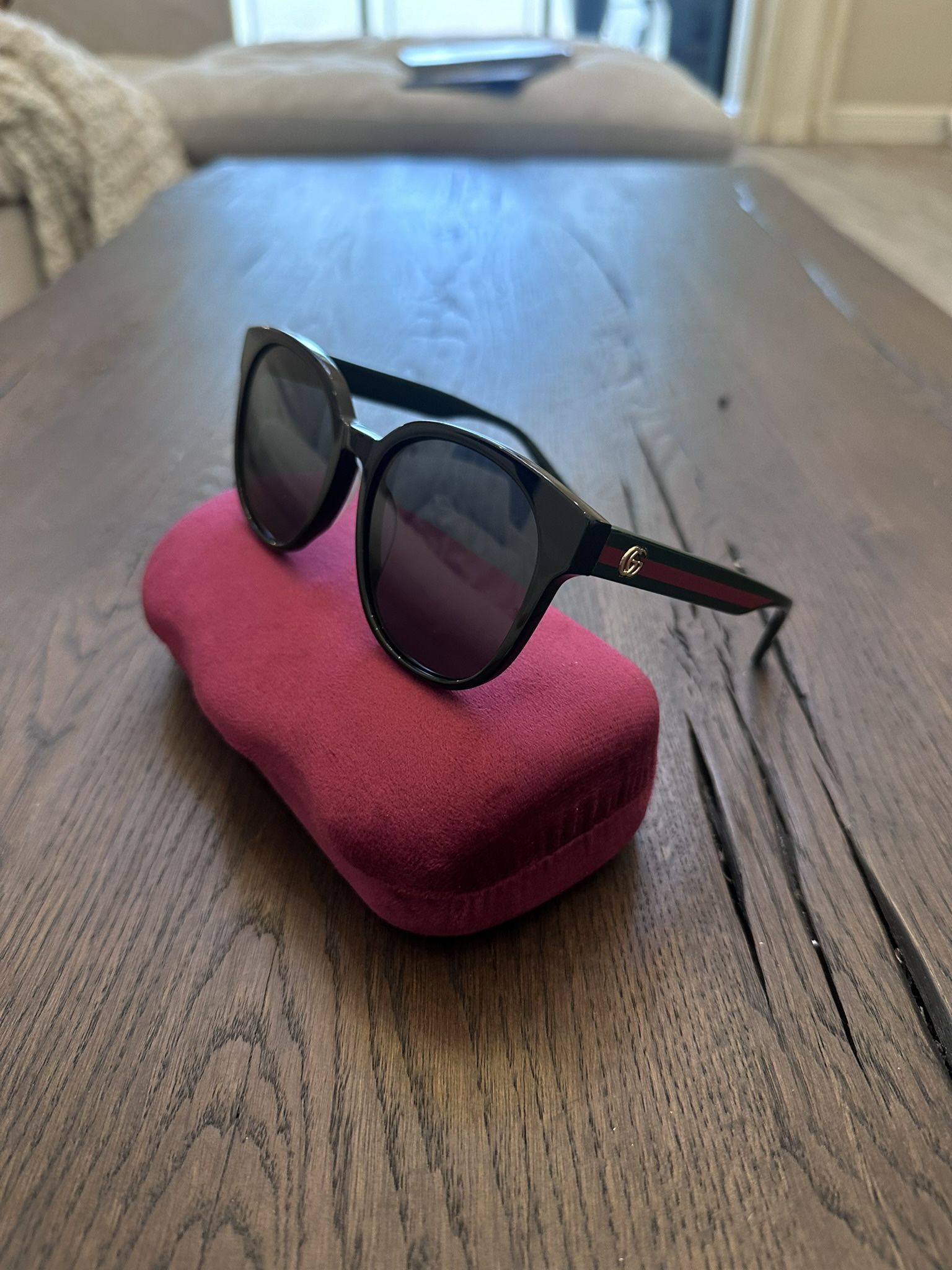 Gucci Sunglasses 