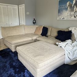 Huntington House Sectional 
