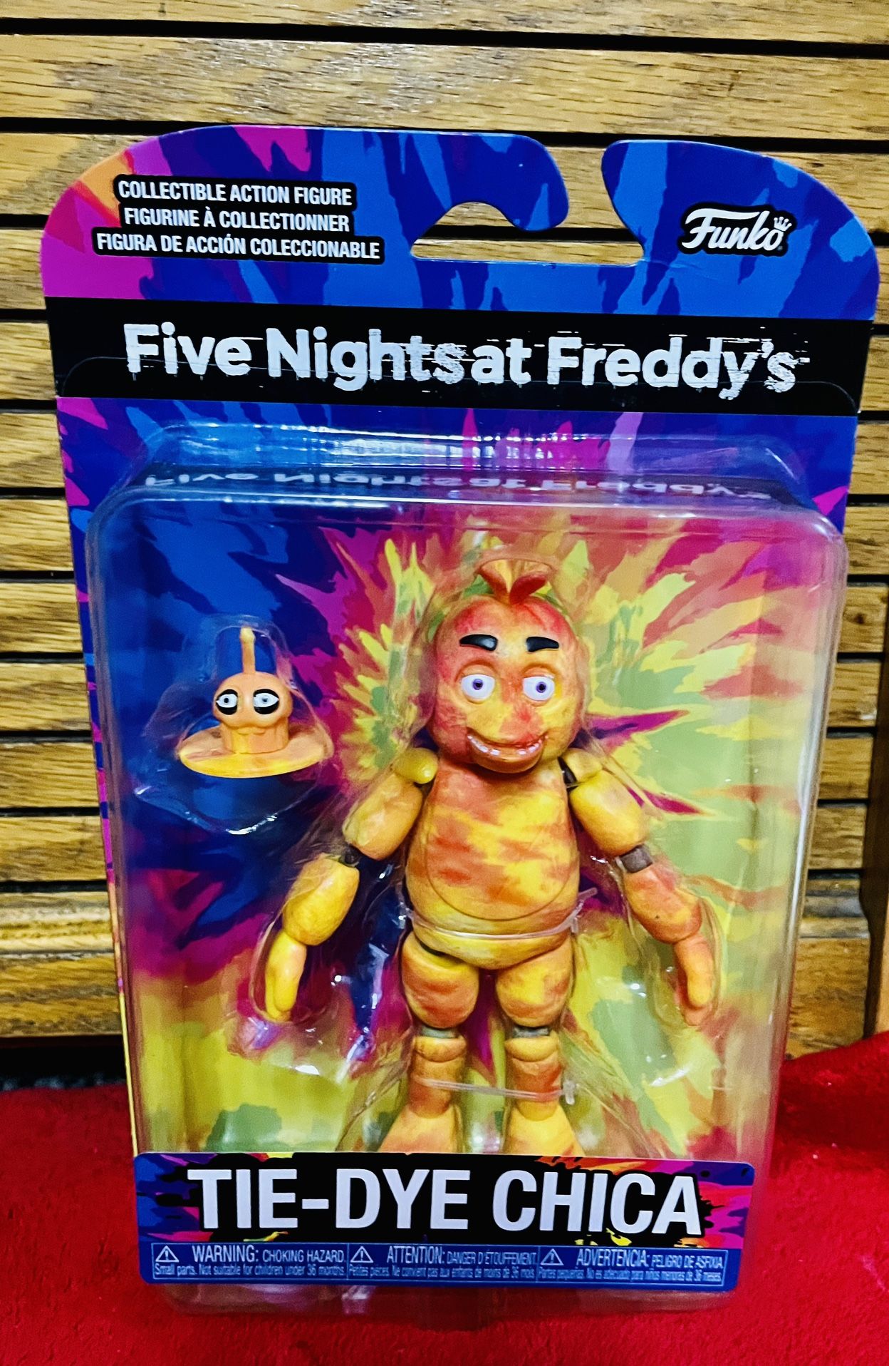 FNAt Freddy’s Tie-Dye Chica