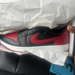 Jordan 1 Low Banned 
