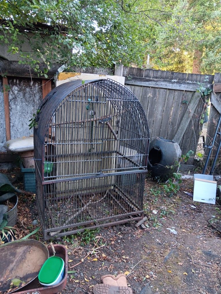 LG Bird Cage
