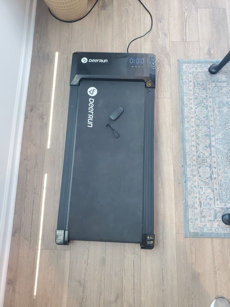 Deer Run Q1 Walking Pad
