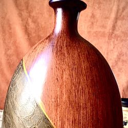 Firm Price Only - Ceramic modern decorative vase H12xL10xW4.5 inch Lbs 3.1
