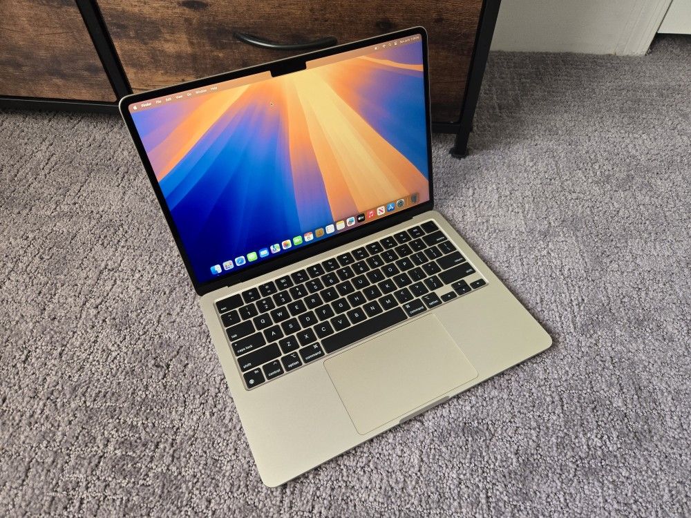 MacBook Air 13" M2 2022