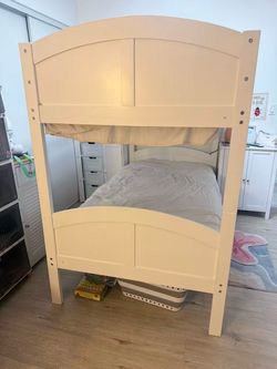 Children's bed frames and mattresses