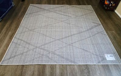 nuLOOM Smoky 7'6" x 7'6" Modern Gray Area Rug | Soft Neutral Square Rug