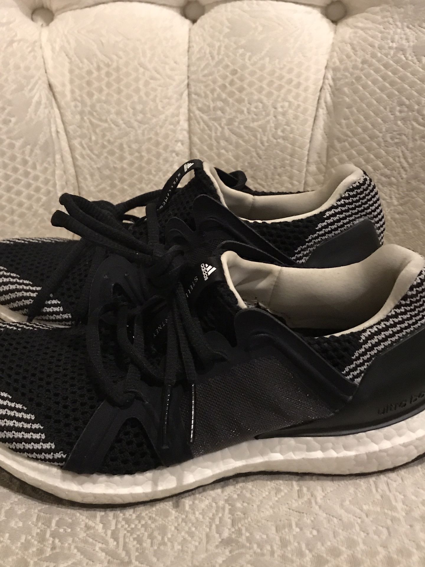 Adidas Ultra Boost Size 5.5 Women