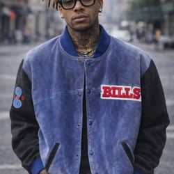 🦬Vintage NFL Buffalo Bills Jacket and A-Frame Hat🏈