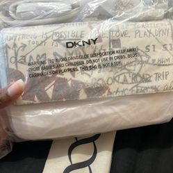 DKNY Purse ( Bag)