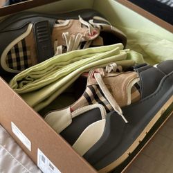 Burberry 