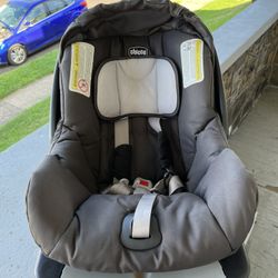 Chicco Keyfit Infant Carseat