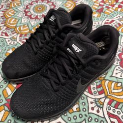 Black Nike Air Max 2017