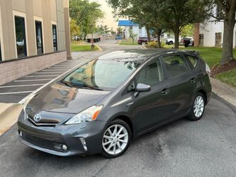 2013 Toyota Prius v