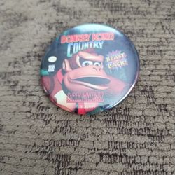 Donkey Kong Country Super Nintendo SNES Employee Promo Pin 