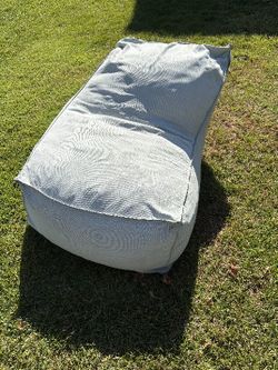 Outdoor Lounge Chair