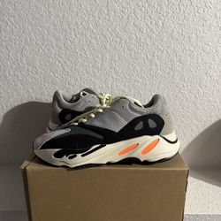 yeezy waverunner 700
