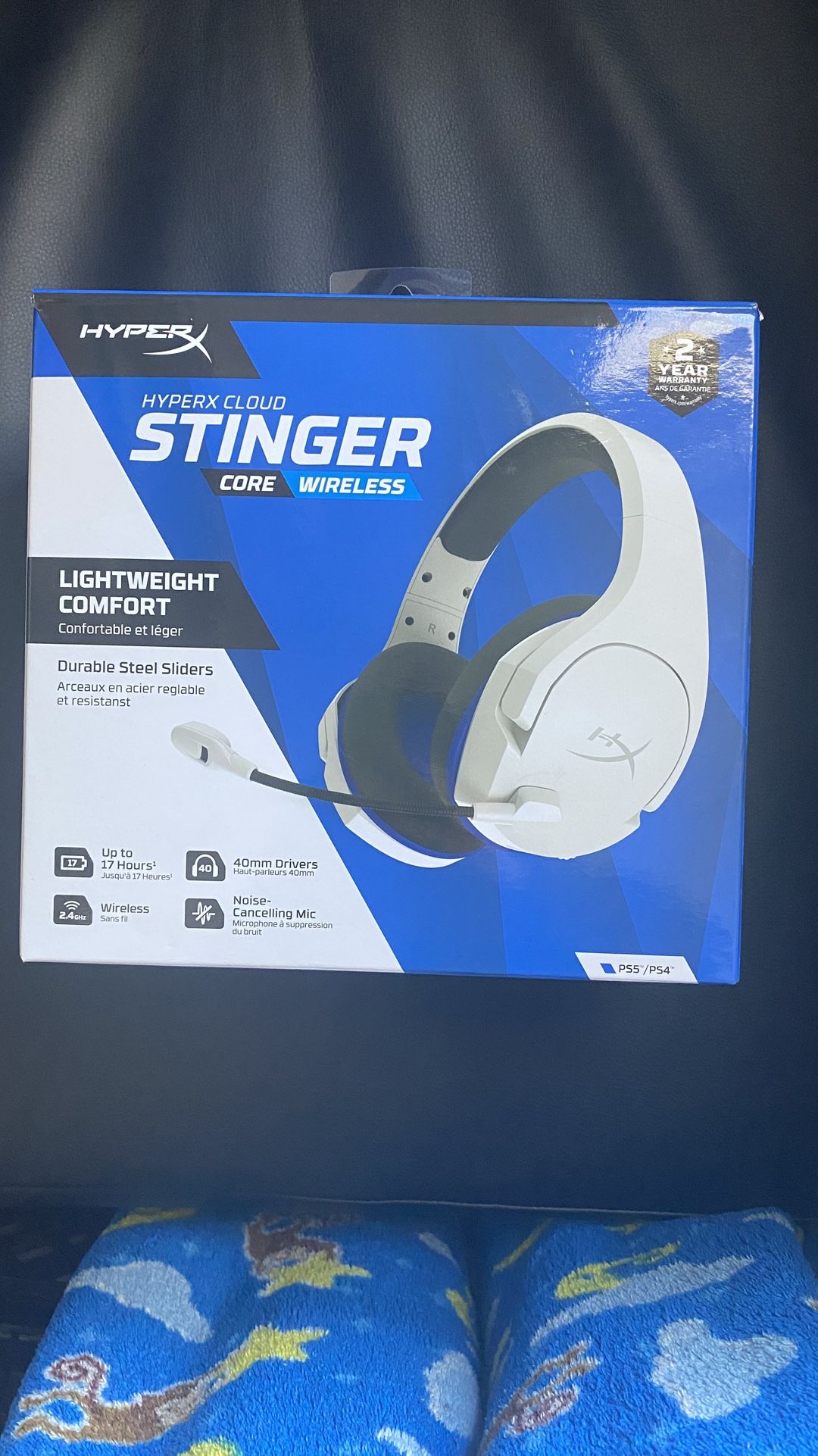Stinger wireless gaming headset with microphone