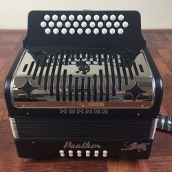 Hohner Panther