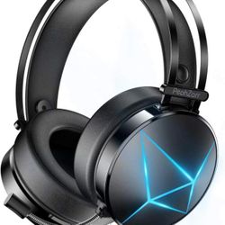 Peoh Larr gaming headset PS4 Headset With 7.1 Surround. Selling Very Very Fast.