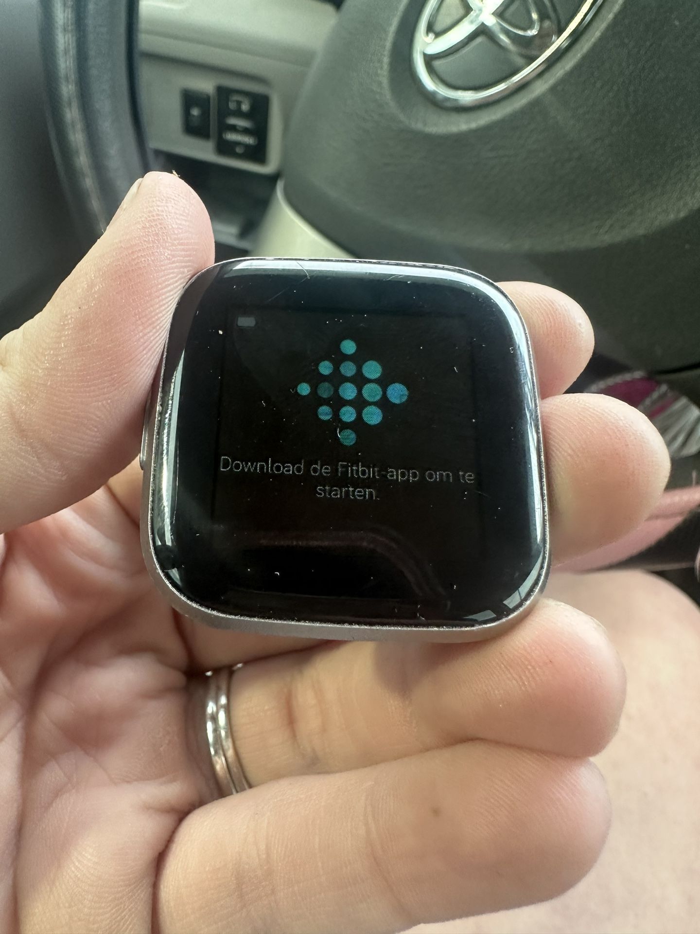 fitbit versa 2 watch face