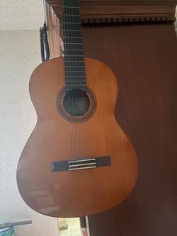 Yamaha CG-101 Classical Acoustic Guitar