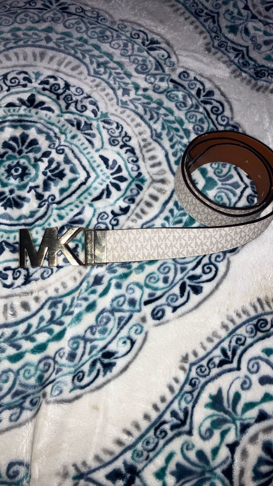 Women’s Micheal Kors Belt ‘reversible’