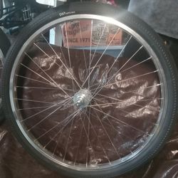 Stock World Tour Complete Set 29r Rims. I Have The Pair Never Rode On Them With New vans Tires.