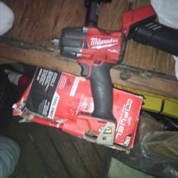 Milwaukee 1/2 Impact Wrench Fuel Brushless