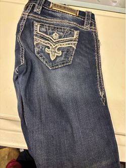 Womens Size 27 easy skinny Rock Revival jeans