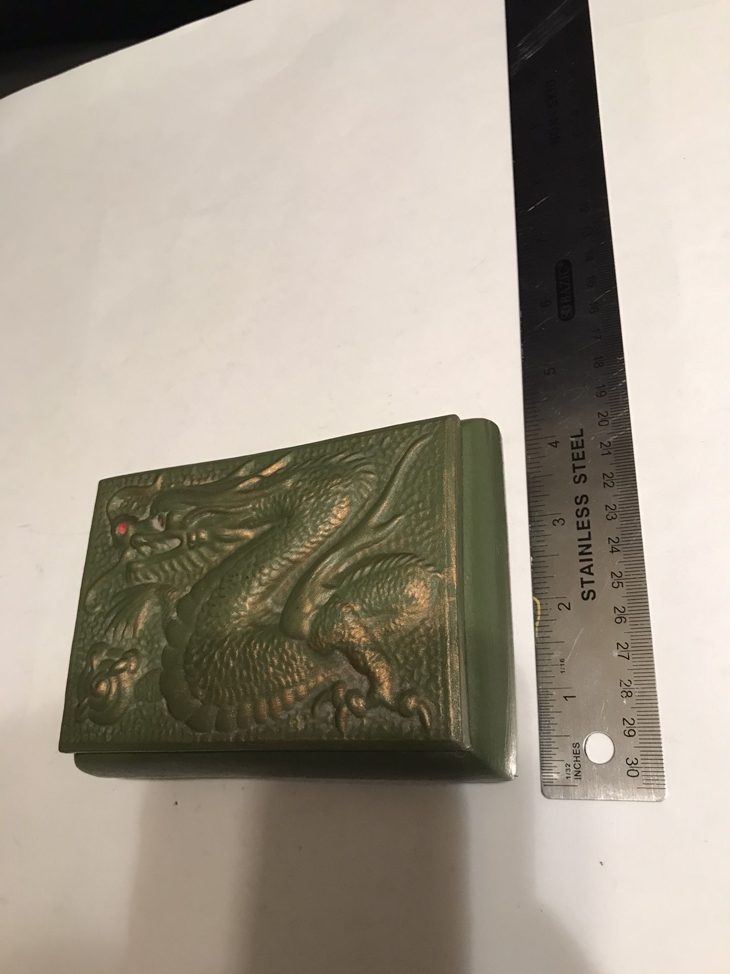 1980’s Vintage Jamar Mallory Green & Gold Ceramic Dragon Trinket Box