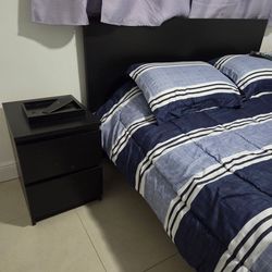 Bedroom set. Juego de cuarto