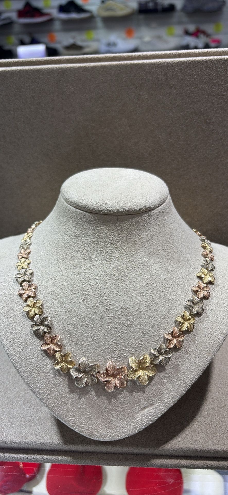 Gold Flower Chain