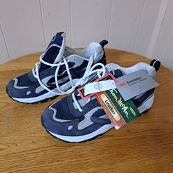 Mens Sz. 8 Thom McAn Leather Sneakers