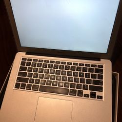 Macbook Air 13 Inch Not working