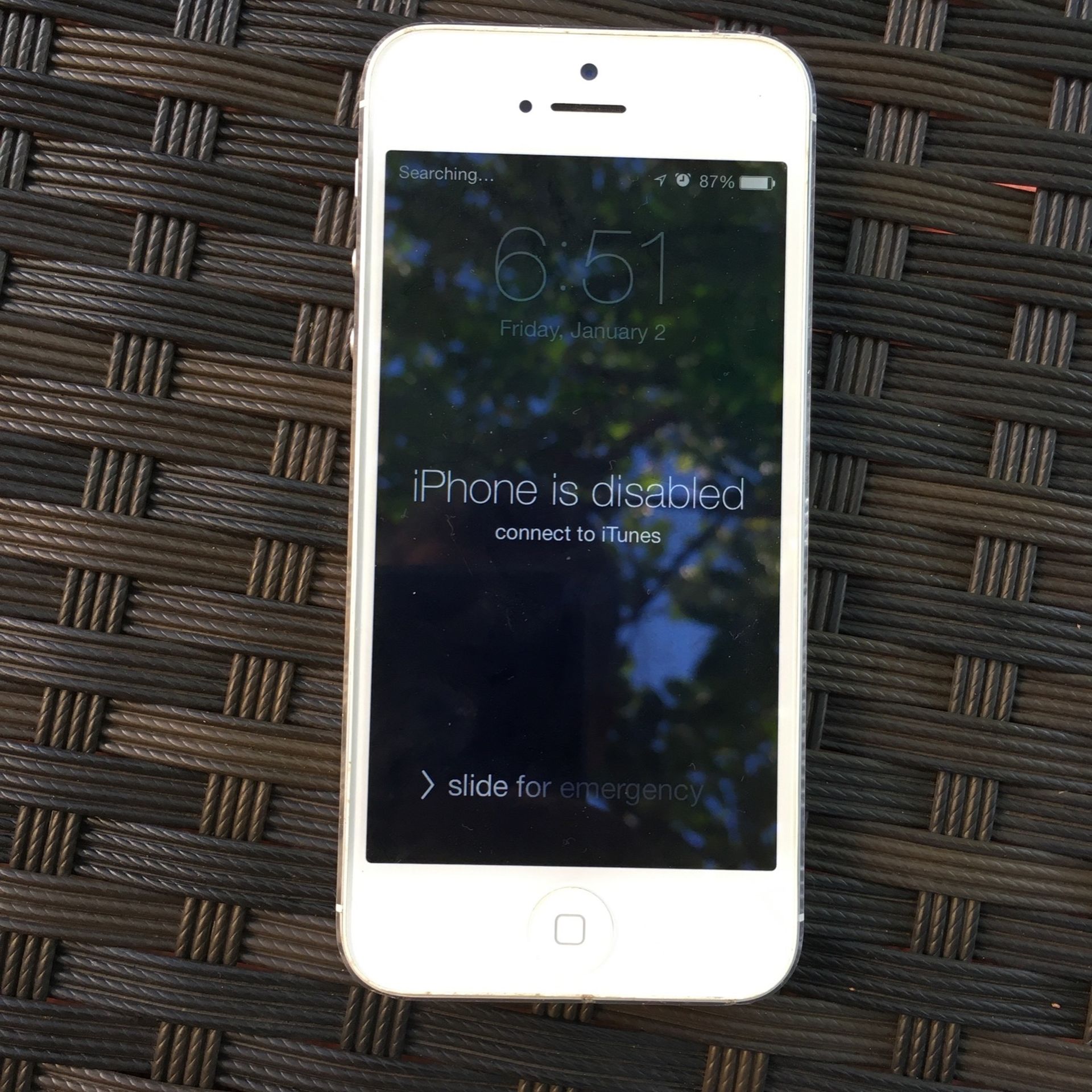 iPhone 5 Locked