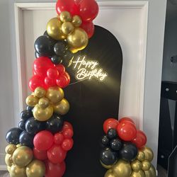 Balloon arch
