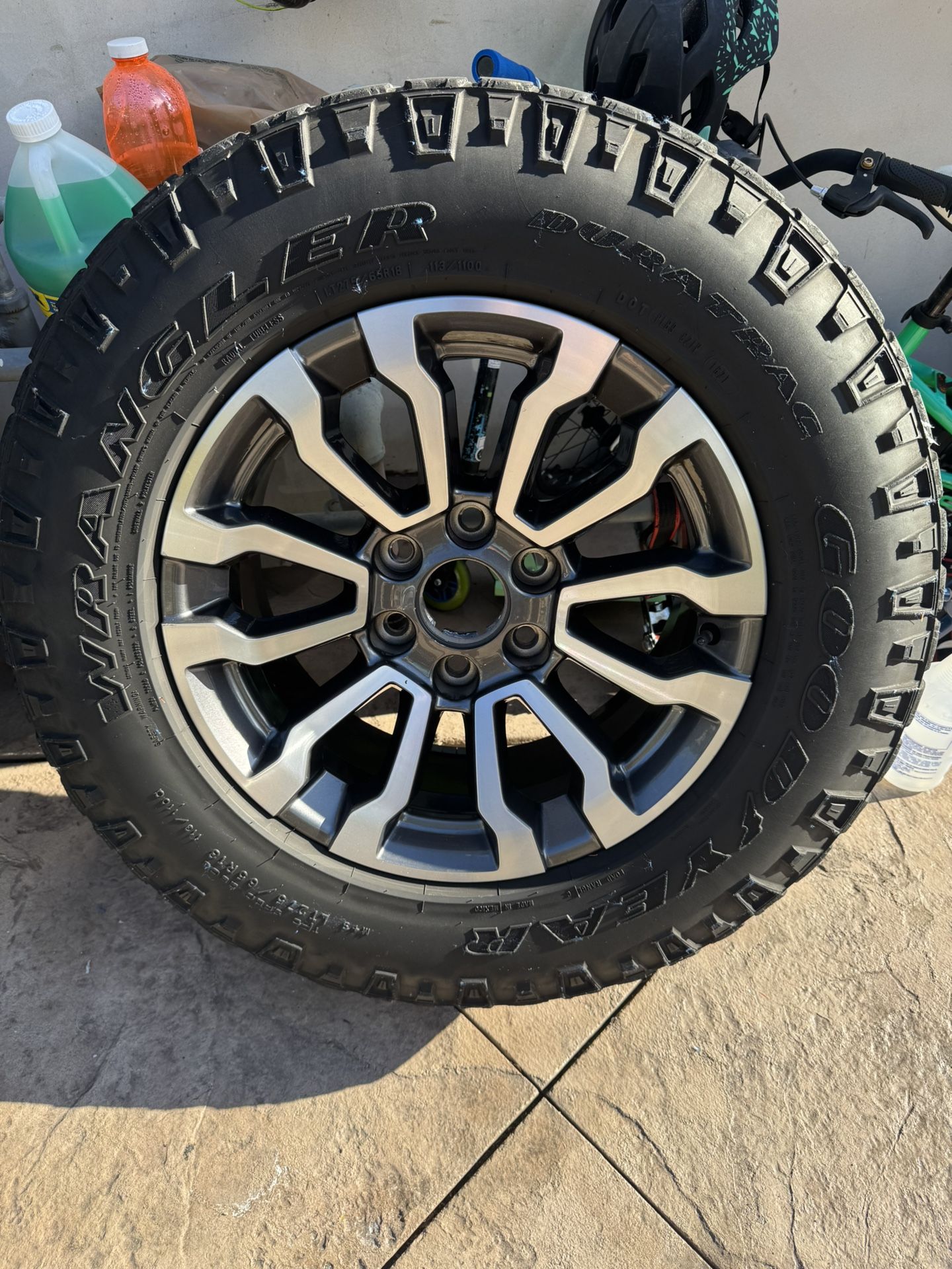 Chevy Silverado GMC Rims for Sale in Glendale, CA - OfferUp