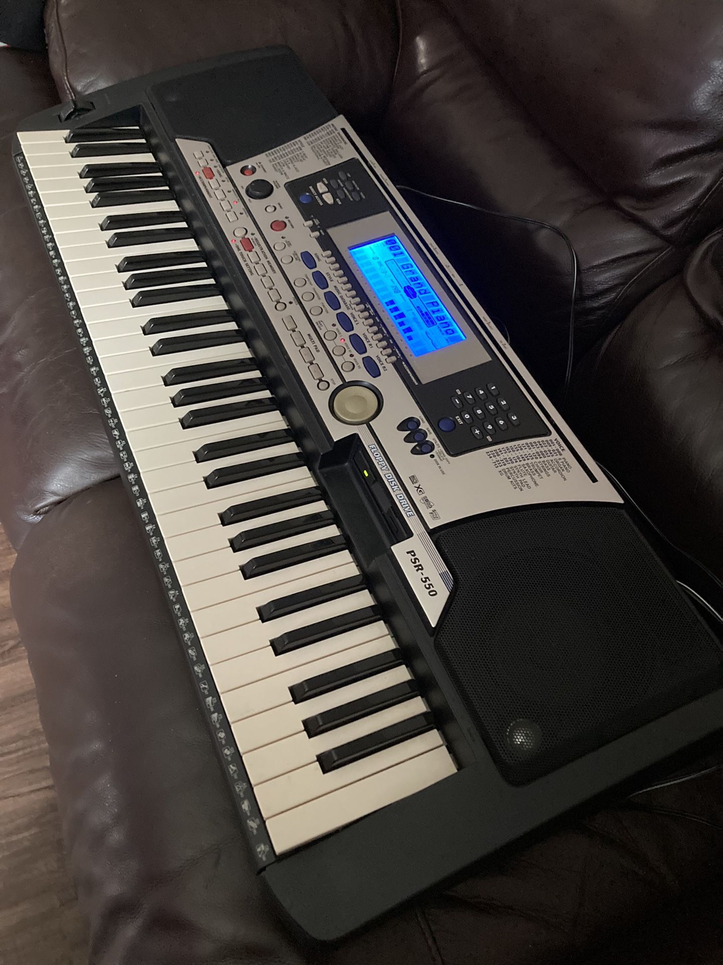 Yamaha Psr 550