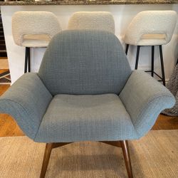 WEST ELM ARM CHAIR - BLUE 