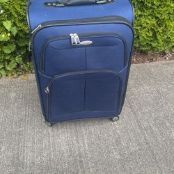 Big Traveling Luggage 10X17.5” And 27” Inches Tall 
