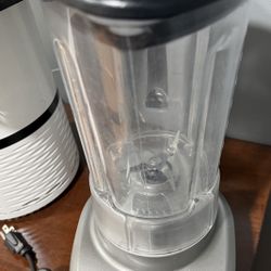 Kitchen Aid Blender 