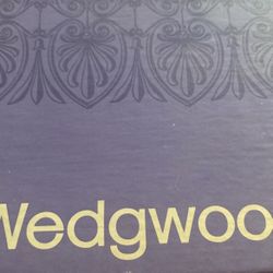 Small Authentic Wedge wood Piece With Cert