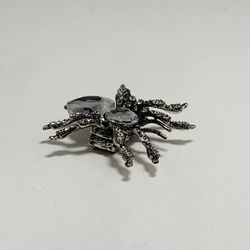 Spider ring
