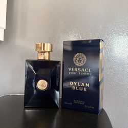 Versace Dylan Blue 