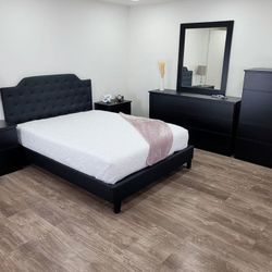 Ɓedroom Seṭ (Mattress Not Included)