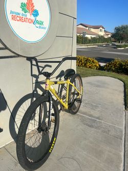 Throne BMX bike
