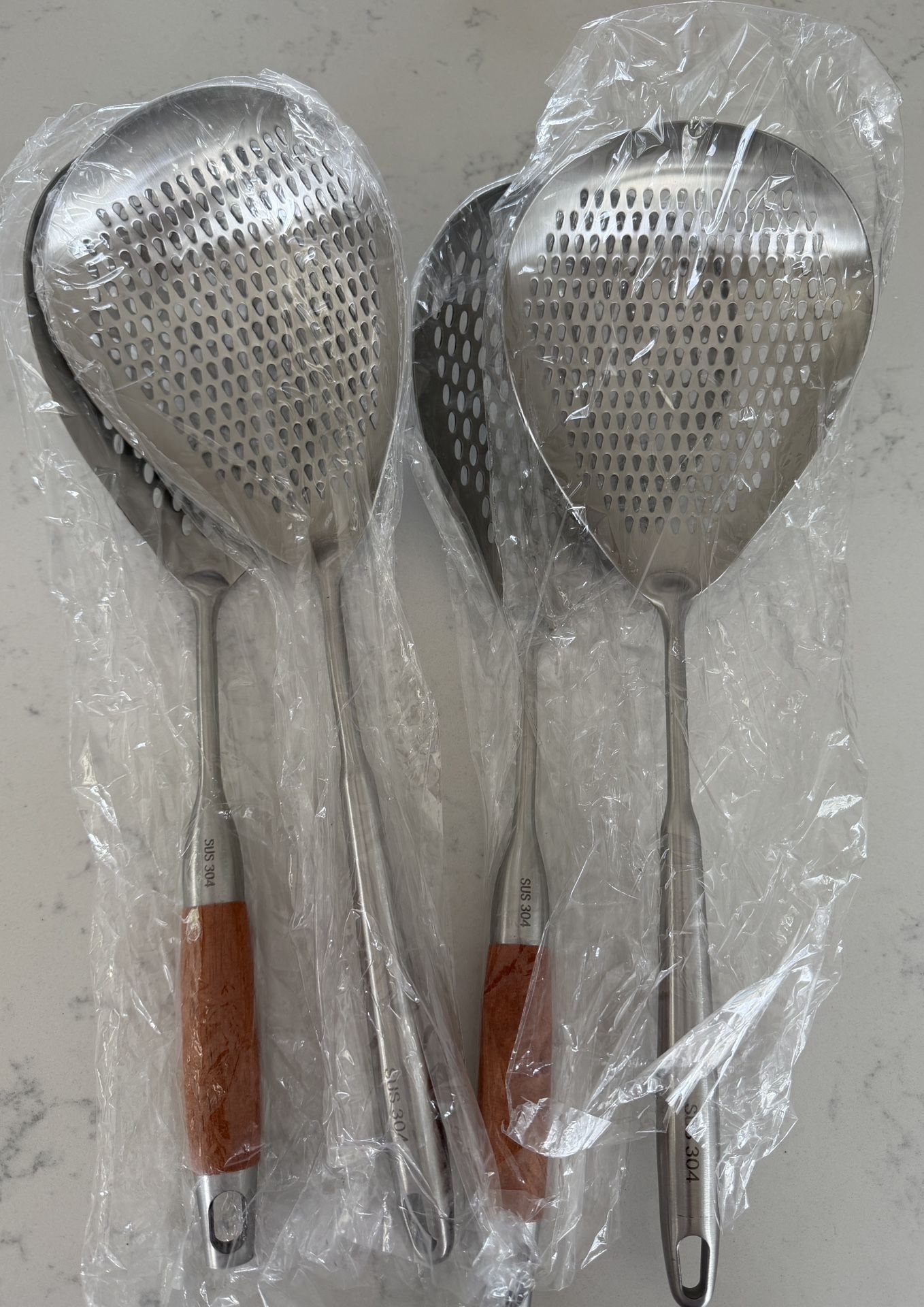 NEW $ 12 ,2for$18 ,W;5.7in ,L:7.2in , handle 10in, total L:16.5in 304 Stainless steel. food strainer